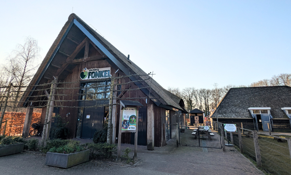 Hooiberg Kippenvilla schittert in Ouwehands Dierenpark