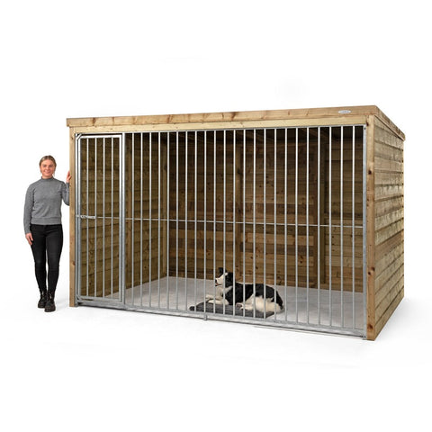 Hondenhok_kennel_douglas_geimpregneerd_hout_zweeds_rabat_nachthok_duurzaam_onderhoudsvrij_voldux__eigenaar_ruimte_Beer