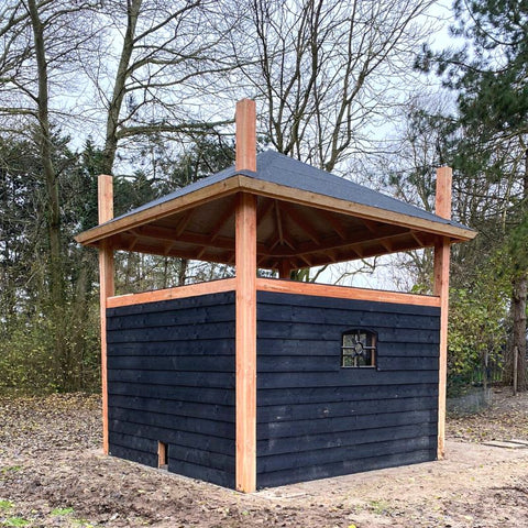 Kippenhok hooiberg bouwpakket Adri | groot hok ook geschikt voor geiten - 390x390x400cm