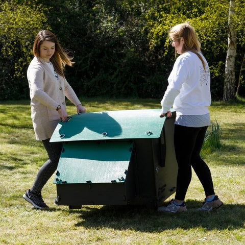 Kunststof Kippenhok Nestera Large op pootjes - 139x136x100cm