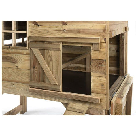 Kippenhok Jasper Voldux close up